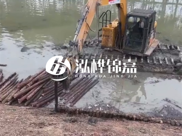 怎么選擇靠譜的松木樁施工隊 - 水上打松木樁聯(lián)系電話多少？